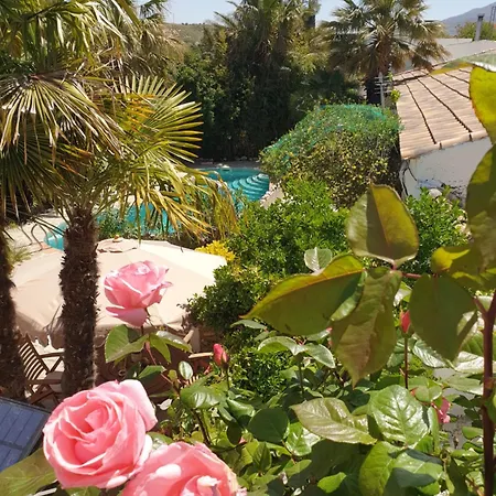 Cortijo Paraiso Сasa de vacaciones Charcon Higuera